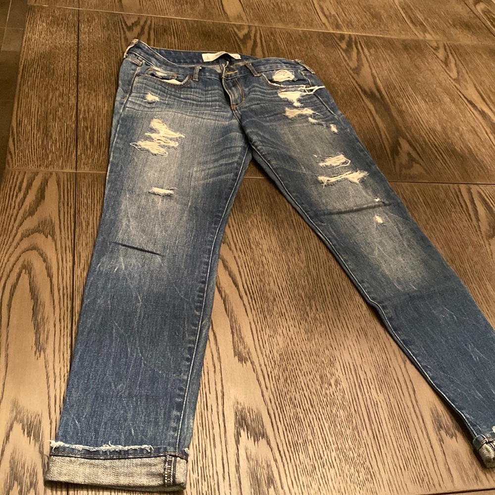 Abercrombie & Fitch boyfriend jean